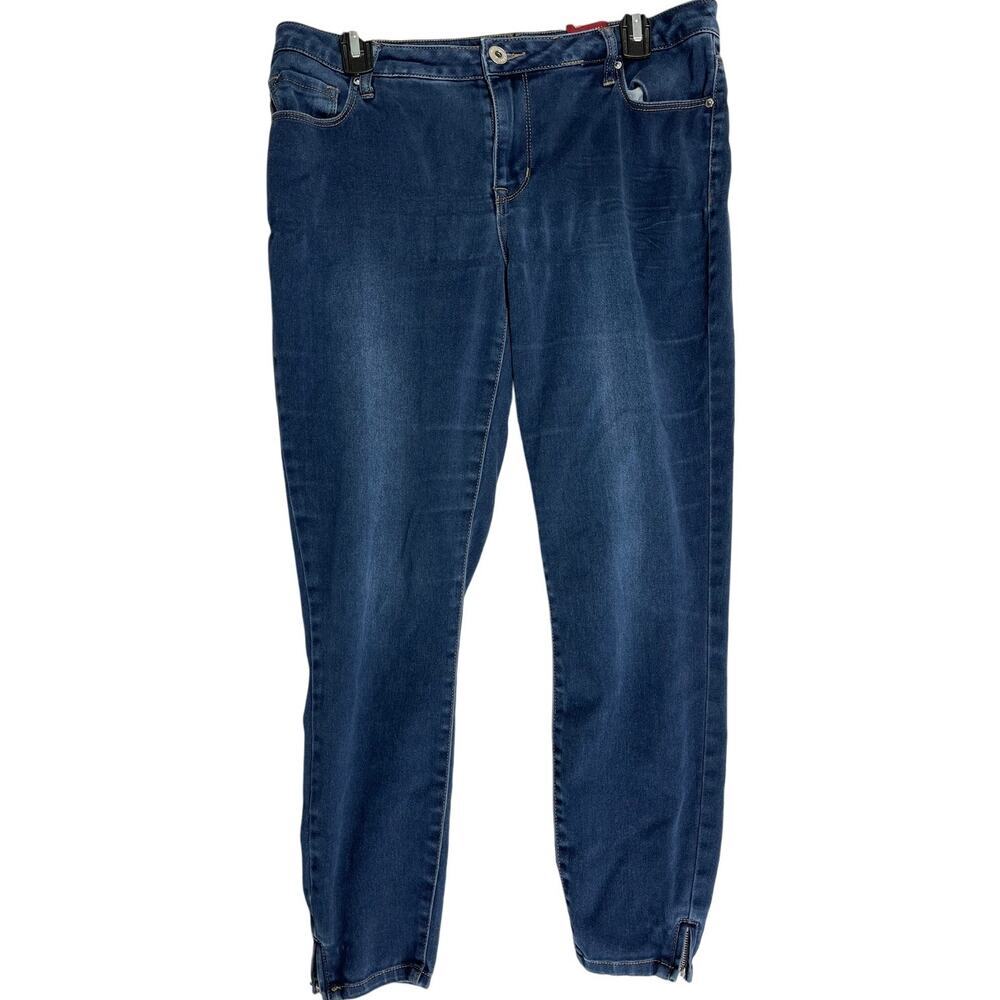 Makers of True Originals Jeans Size 30 Blue Skinny Ankle Zip Dark Wash FLAW